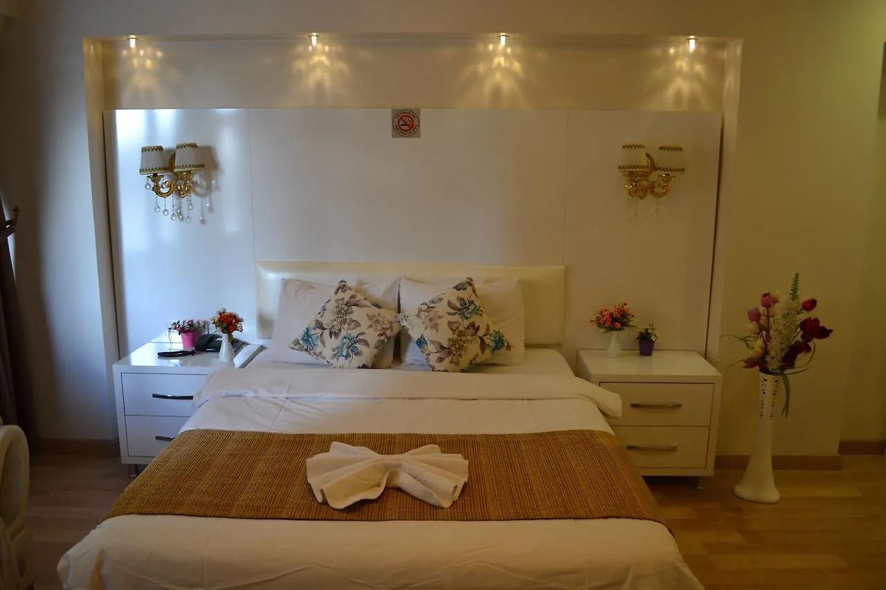 Peradise Hotel Istanbul Turkey